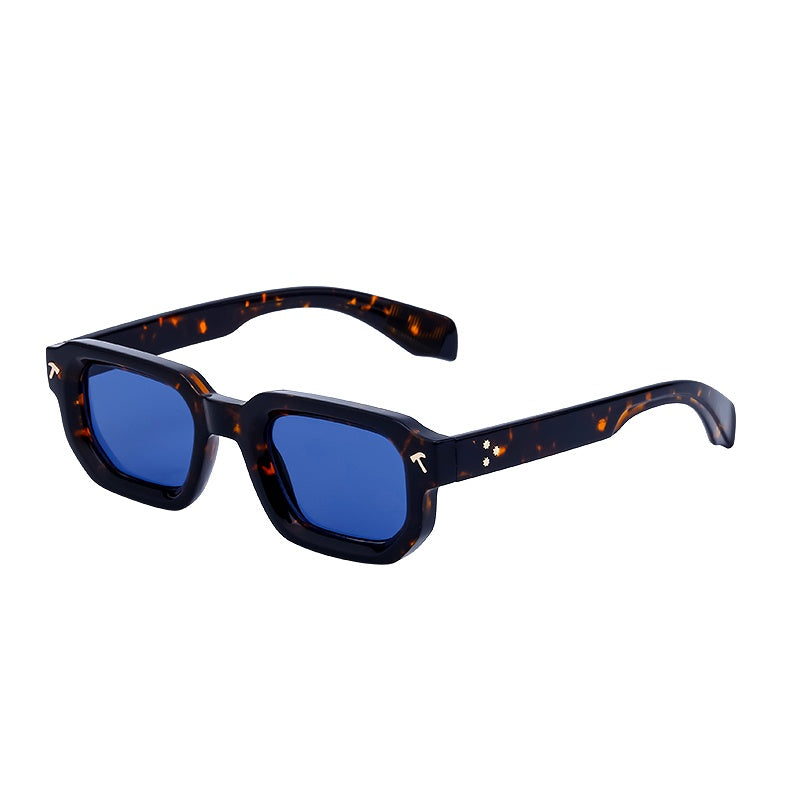 Fashion Sunglasses in a vintage geometric profile | Small Frame | ZS-98155