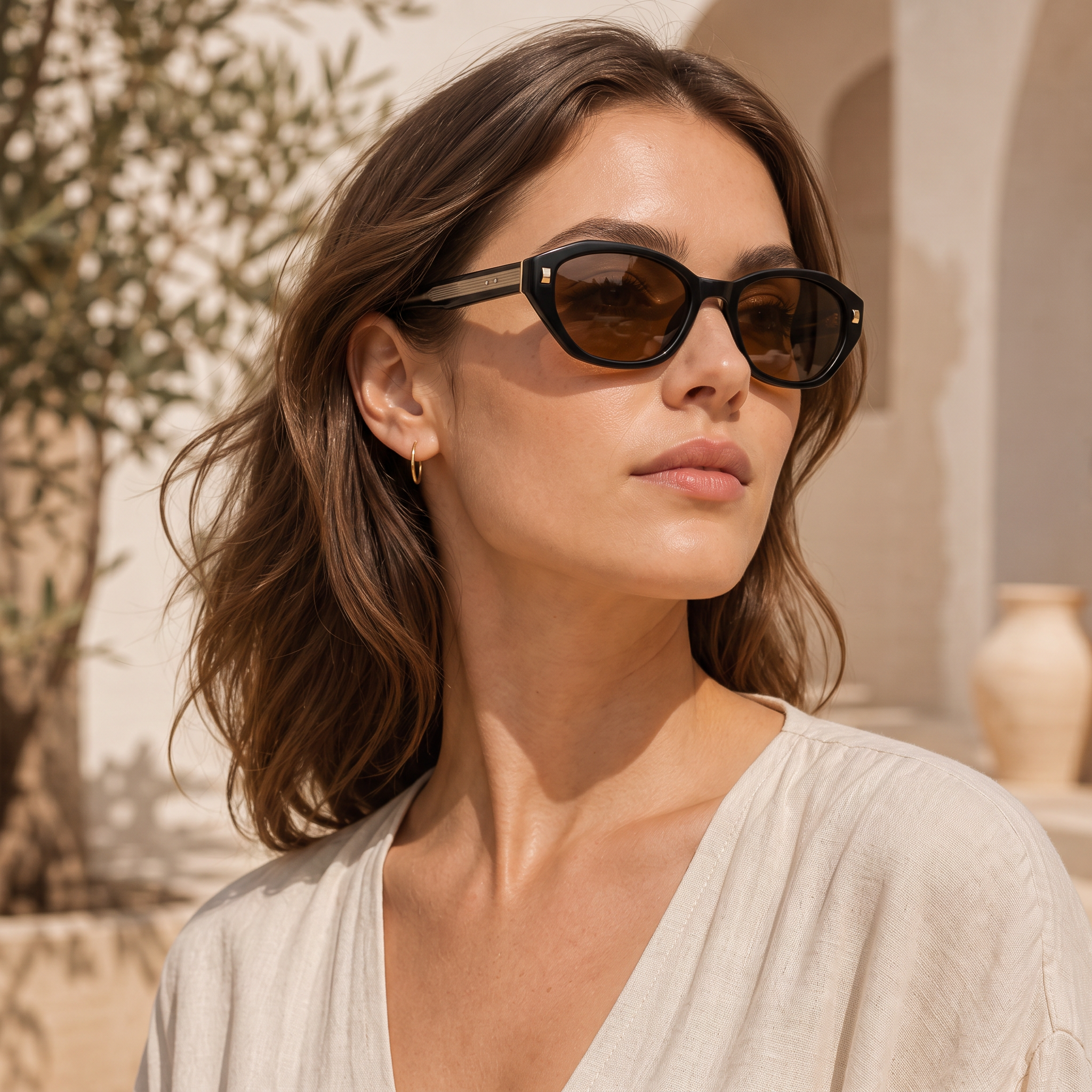 Soft Cat-Eye Sunglasses | Geometric Temple Detail Eyewear | 98143